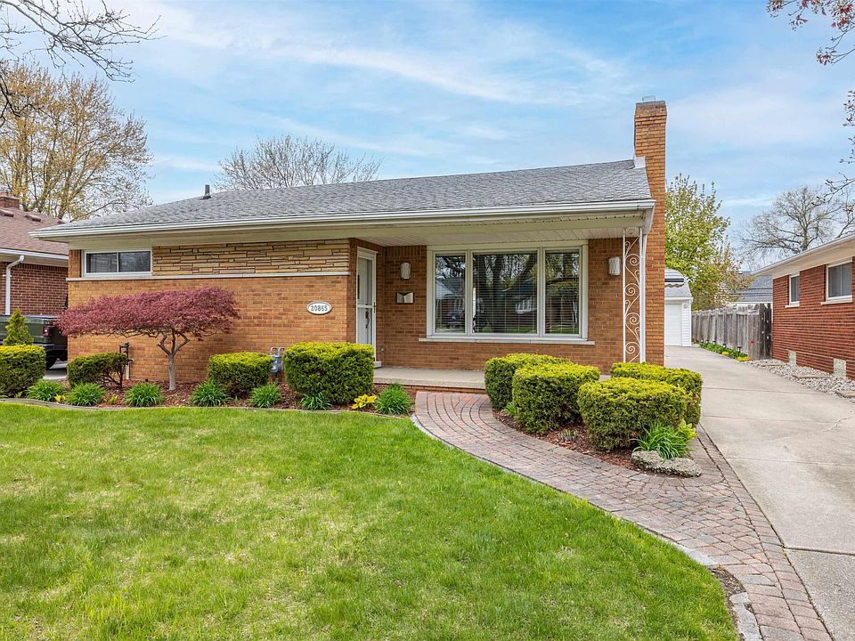 1st image of 20865 Parkcrest Dr