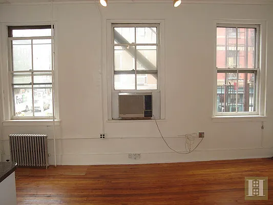 Rented by Halstead Real Estate | media 34