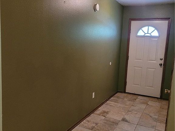 4th image of 279 Township Dr