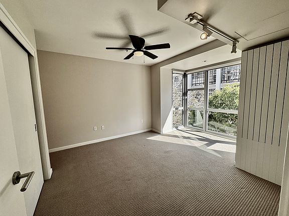 5th image of 1840 Washington St APT 304