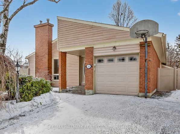 14 Jalna Ct, Ottawa, ON K2J 1M6