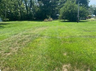 A St SE, Linton, IN 47441