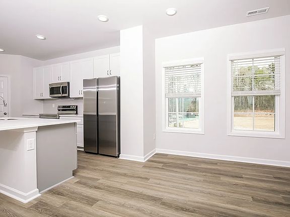 5th image of 509 Hodge Rd #542