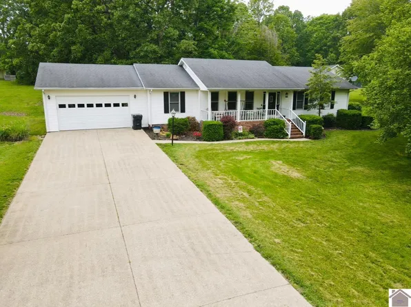 513 Pine St, Eddyville, KY 42038