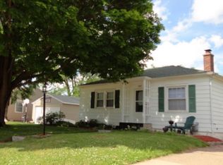 3207 25th St, Rock Island, IL
