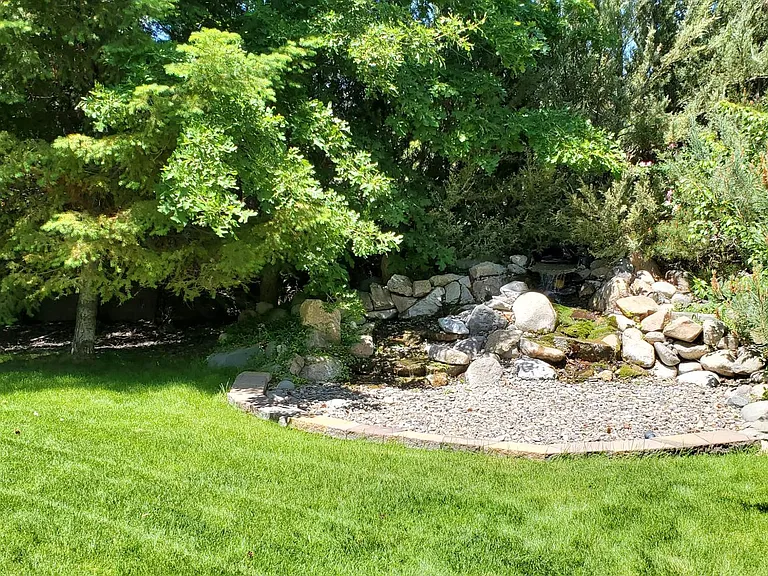 Thornhill Ct — Photo 5