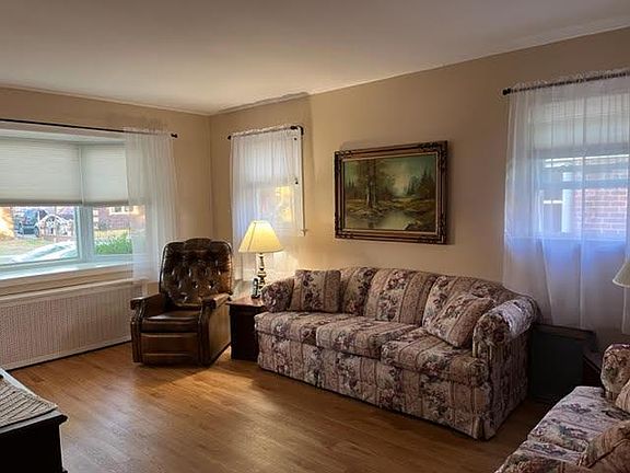 3rd image of 85-36 256th St