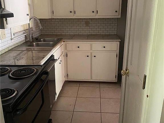 4th image of 3108 Quantum Ln #52