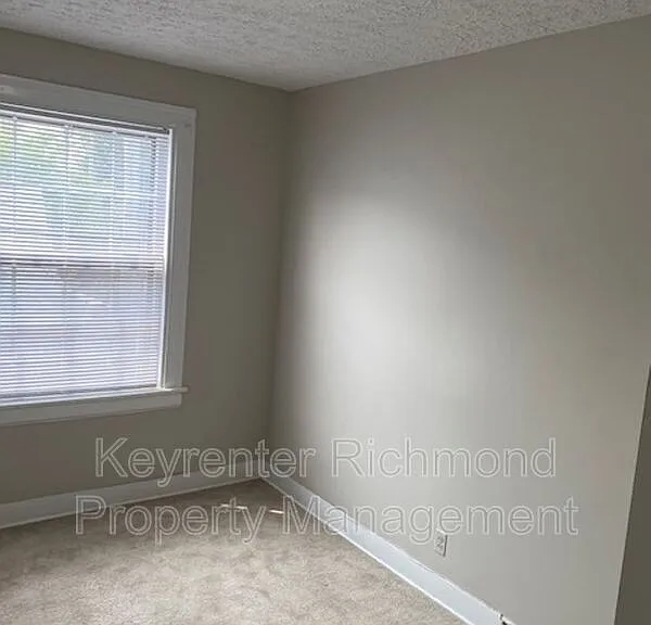 210 N Stafford Ave #29 — Photo 16