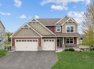 15271 Creekside Ln, Osseo, MN 55369