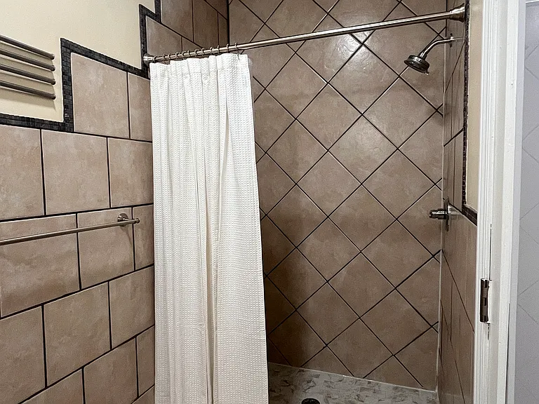 322 S Wenzel St — Photo 20