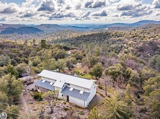 22686 Meadow Ln, Sonora, CA 95370