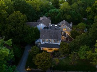 195 Pinetown Rd, Leola, PA 17540