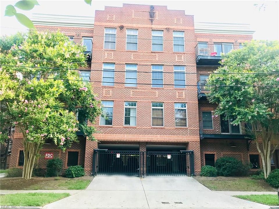 WELCOME HOME!  Perfectly located near Colley Ave for walking distance to restaurants, coffee shops, the theater, shops and more.  Just minutes to Norfolk Sentara, CHKD, ODU and the Naval Base.