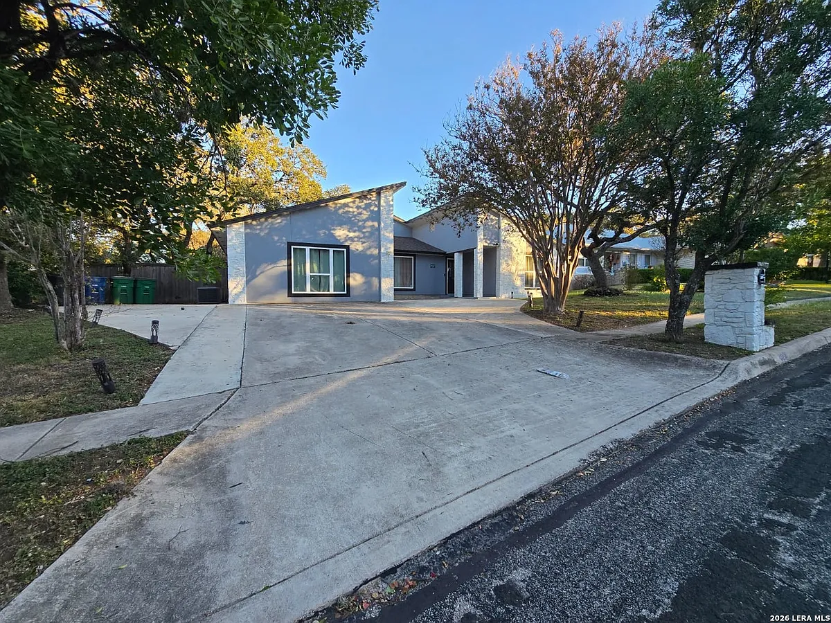 Building Photo - 8410 Shallow Creek Dr