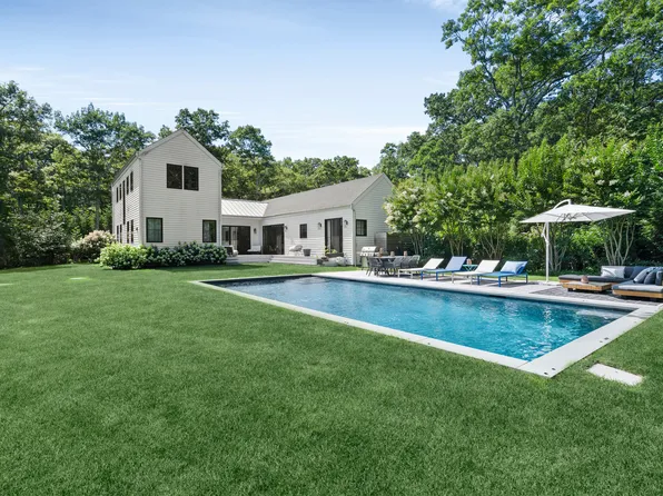 60 Alewive Brook Rd, East Hampton, NY 11937