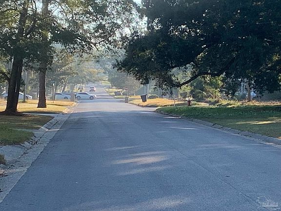 5th image of 0 W Lloyd St