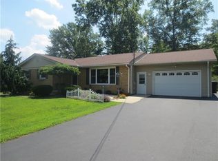 3470 Morefield Rd, Hermitage, PA 16148