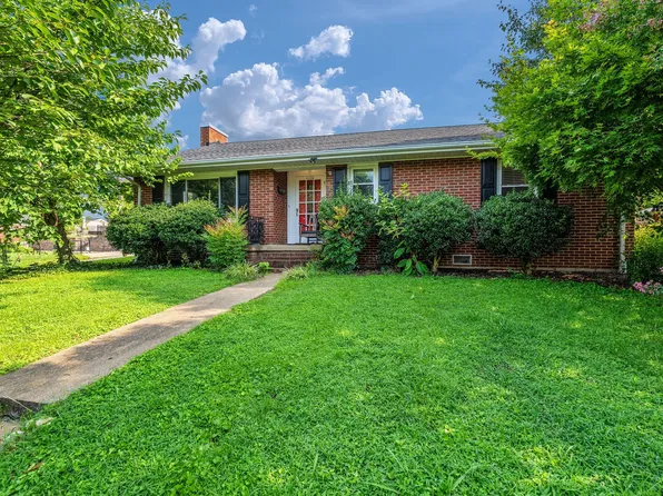 1100 Wateree St, Kingsport, TN 37660