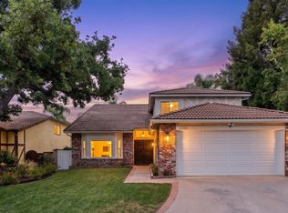 30101 Amelia Dr, Agoura Hills, CA 91301