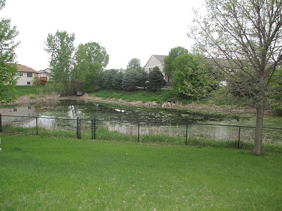 5th image of 20523 Camden Ct