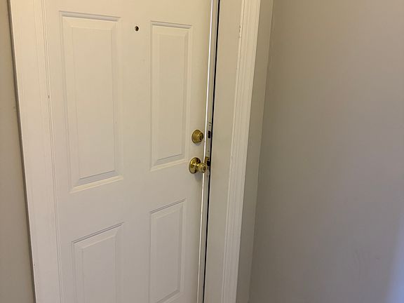 Apartment B front door