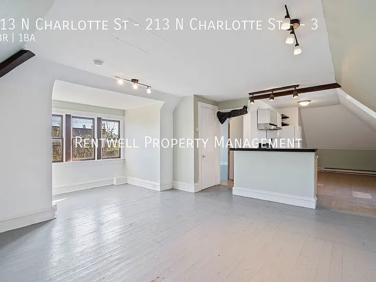 213 N Charlotte St #3 — Photo 3
