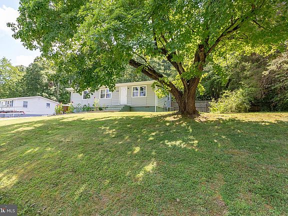 2nd image of 6710 Caribou Ct