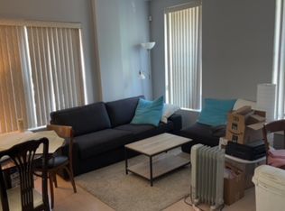 146 Henry St #3, New York, NY 10002