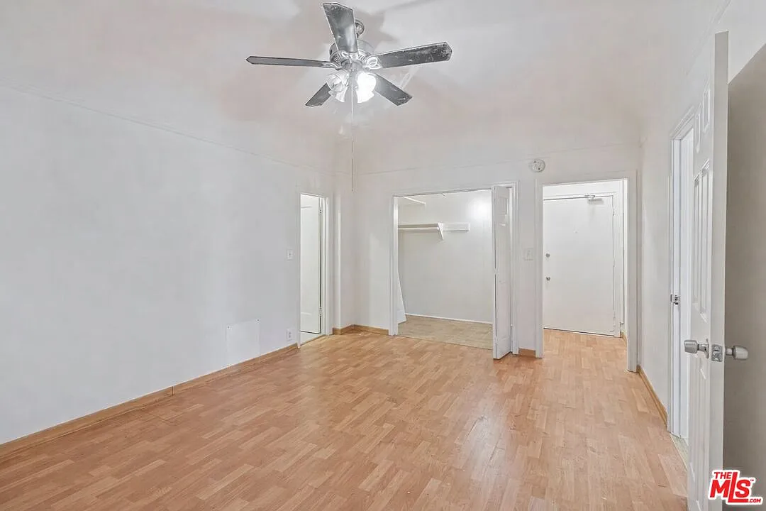 Studio, 1.0 bath, 500 sqft, $1,350 — Photo 3
