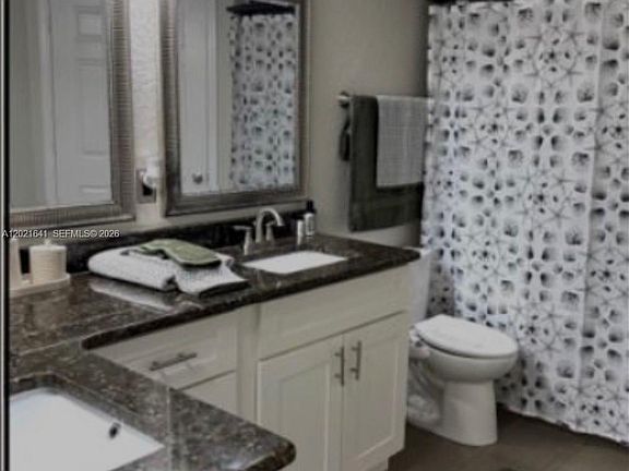4th image of 204 E South St Unit 1061
