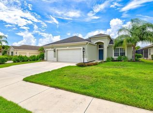 12046 Forest Park Cir, Bradenton, FL 34211