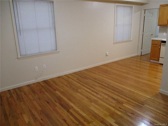 3rd image of 113 Main St APT 2N