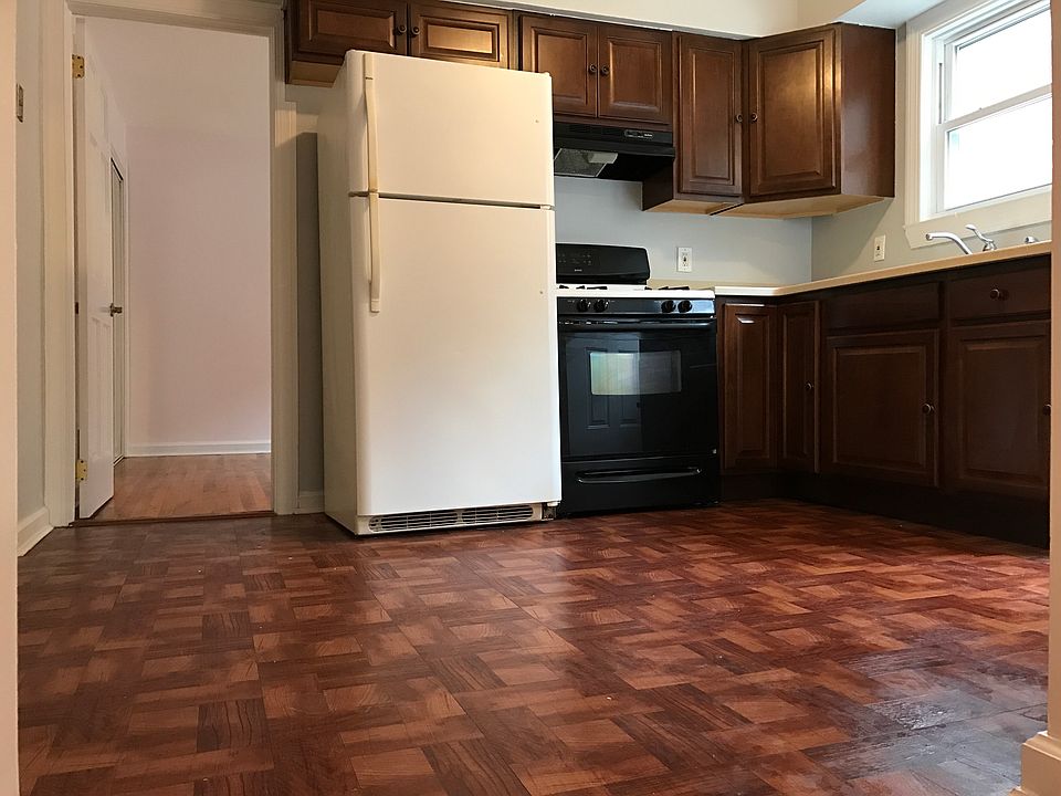 2nd image of 178 Auburn Ave