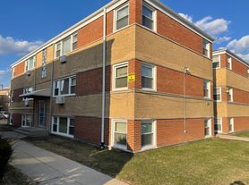4342 Warren Ave, Hillside, IL