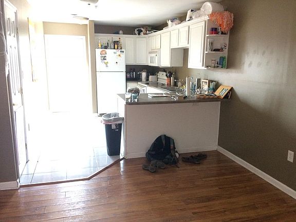 5th image of 1617 Queen Anne Way #1617