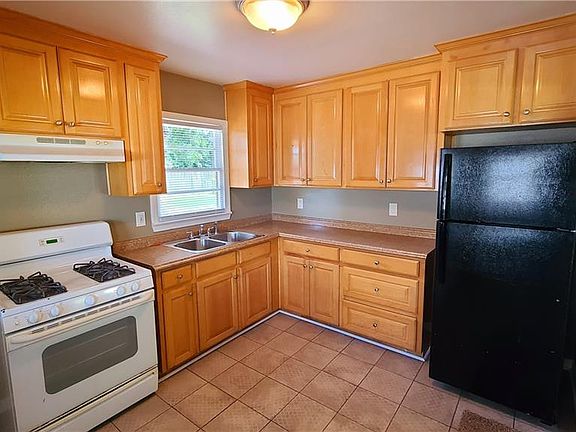 5th image of 2405 Northside Dr