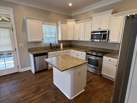 4th image of 7327 Winterbrook Ln