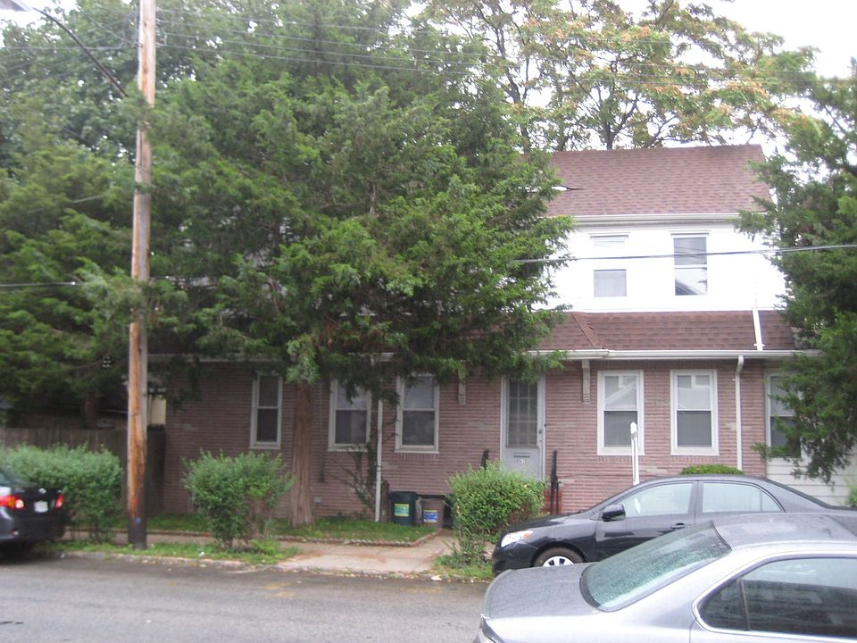 1st image of 8513 121st St