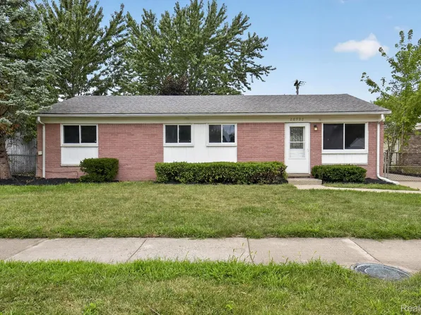 26990 Leroy St, Taylor, MI 48180