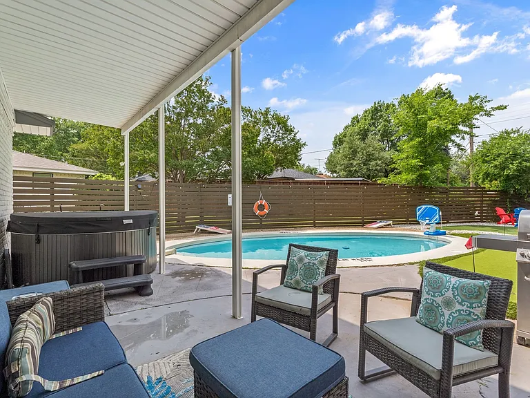 2644 Lakeland Dr — Photo 15