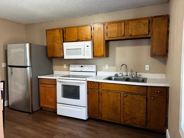 209 S Grice St, Viola, KS 67149