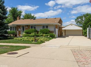 8916 Harlem Ave, Morton Grove, IL 60053