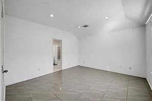 50 Thicket Grove Pl — Photo 7