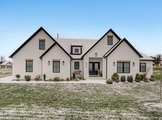 5514 E Cavalcade Ln, Springfield, MO 65802