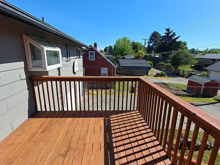 1316 S Woodlawn St — Photo 59