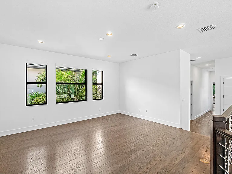9006 Dulcetto Ct — Photo 34