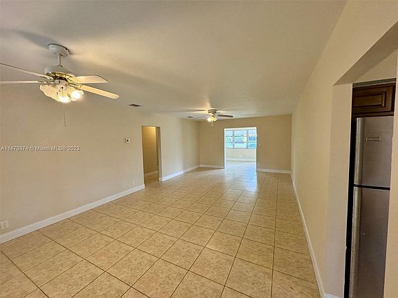 5th image of 1121 SW 31st St