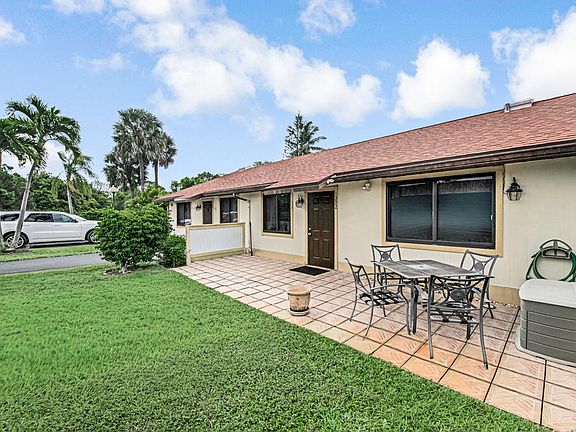 3rd image of 815 Andrew Redding Road #202