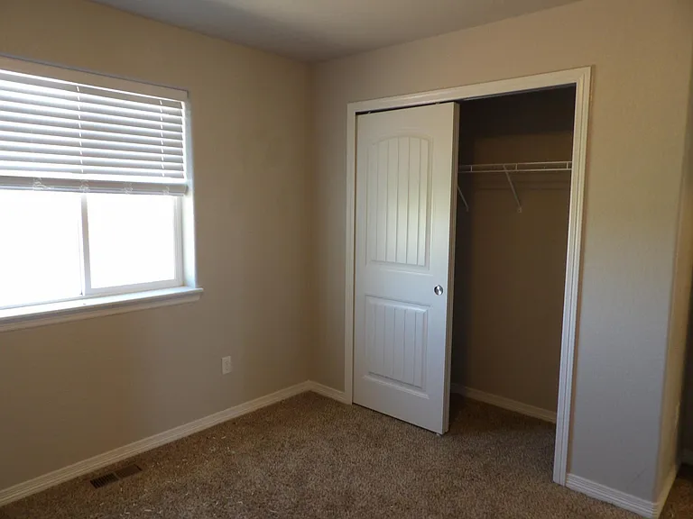 13534 Park Gate Dr — Photo 22